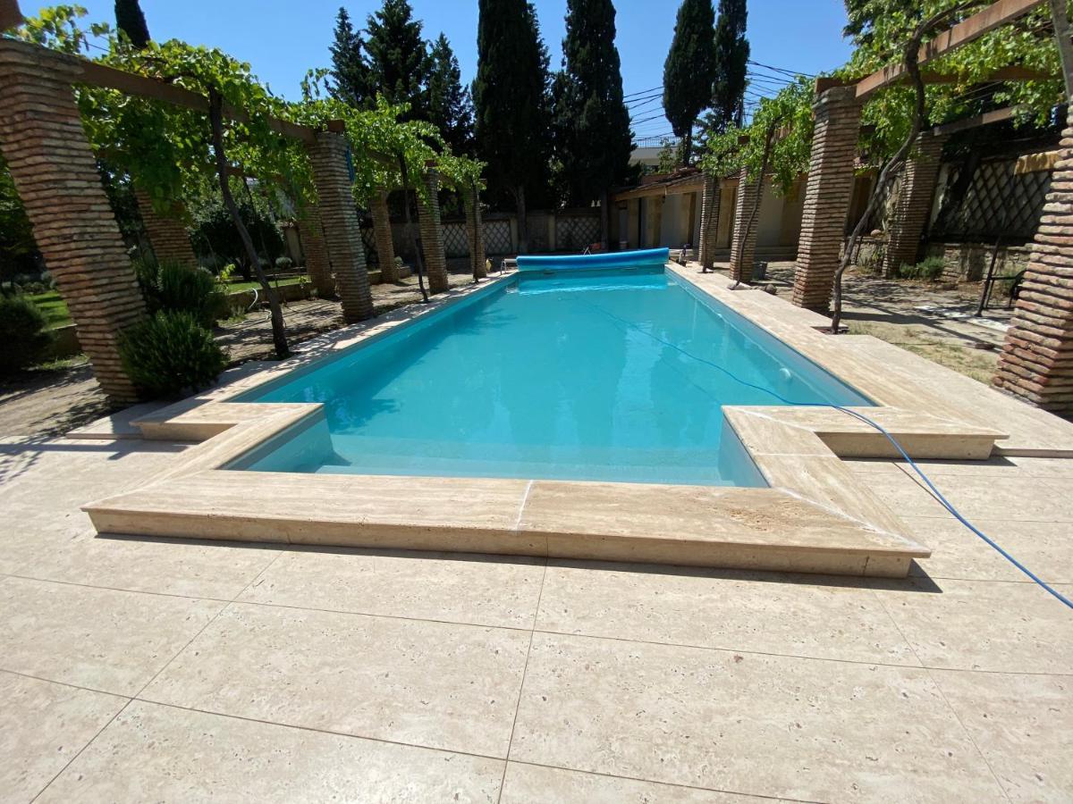 Villa Rare House With Garden à Tbilissi Extérieur photo