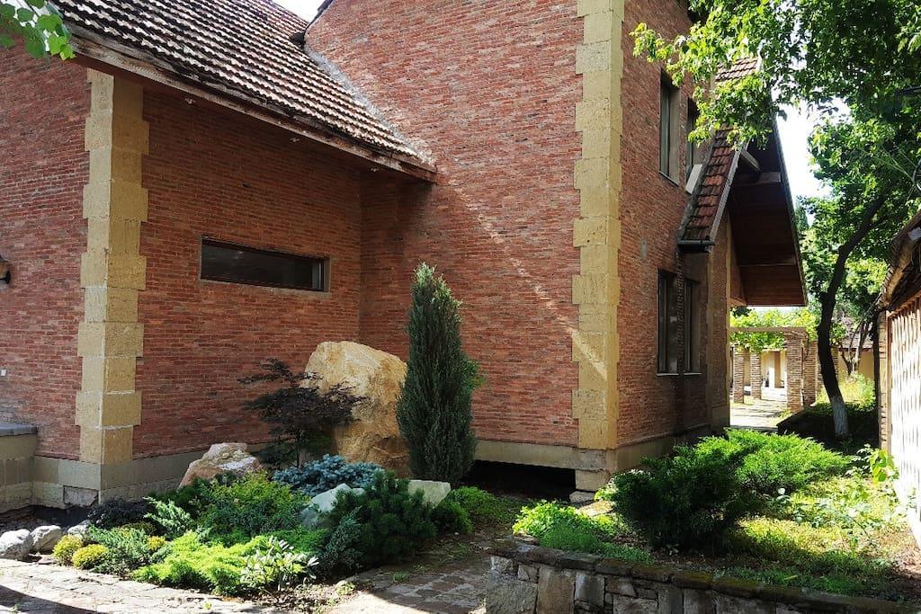 Villa Rare House With Garden à Tbilissi Extérieur photo